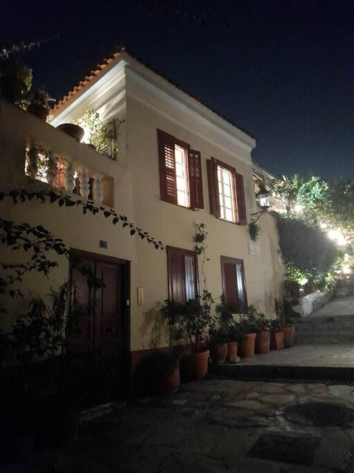 Вілла At The Foot Of Acropolis. Афіни Екстер'єр фото