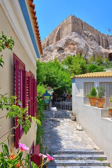 Вілла At The Foot Of Acropolis. Афіни Екстер'єр фото
